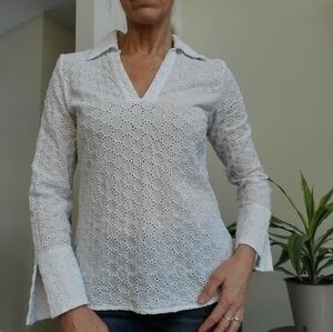 Autograph White Eyelet Top Size L runs small